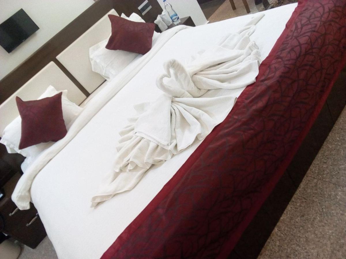 Arsh Residency Hotel Lucknow Exterior foto