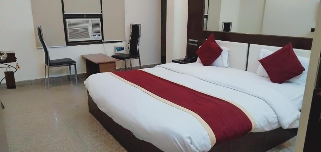 Arsh Residency Hotel Lucknow Exterior foto