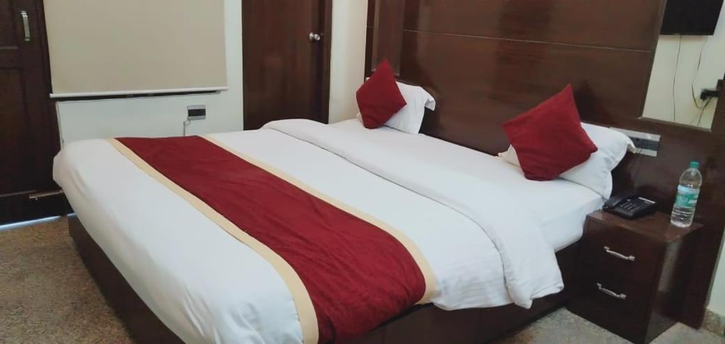Arsh Residency Hotel Lucknow Exterior foto